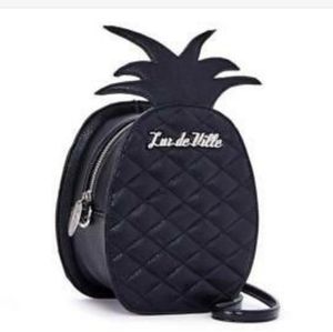 Lux Dr Ville pineapple purse